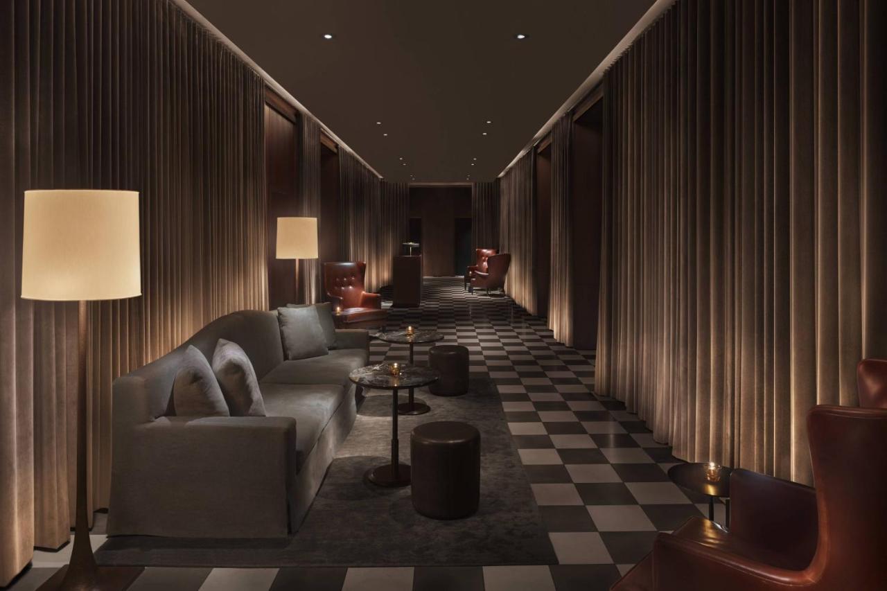 The Times Square Edition New York Bagian luar foto The Lounge at The Concourse